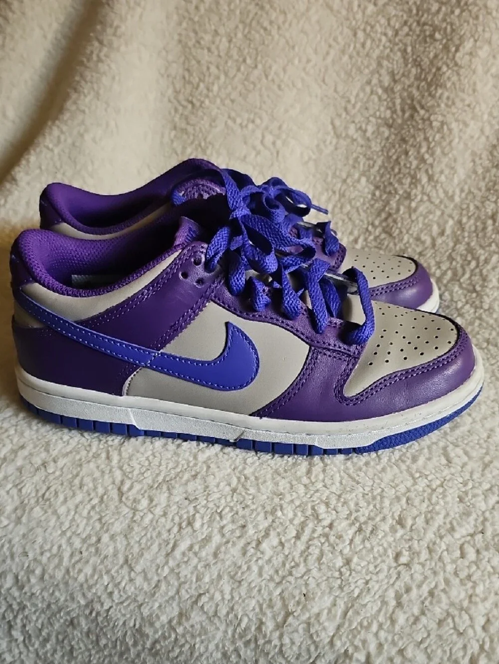 Nike Kids Sneakers Purple and White